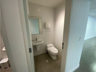 Foto 5 de 12 de Octubre, Oficina en  Renta, 190m2, 4 Ambientes.