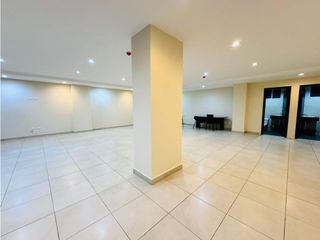 Foto 10 de El Jardín, Edificio Clifford Local Comercial  en  Renta, 130m2, 1 Ambiente, 2 Baños, 1 Bodega.