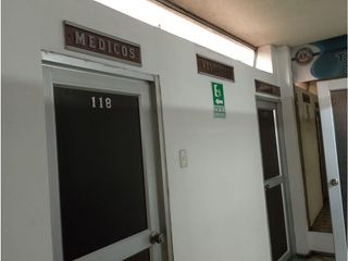 Foto 28 de Chiriyacu, Oficina en  Renta, 377m2, 22 Ambientes, 8 Baños.