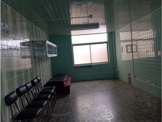 Foto 13 de Chiriyacu, Oficina en Renta, 295m2, 5 Ambientes, 4 Baños.