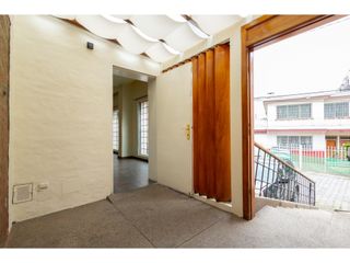 Foto 32 de La Floresta, Casa Comercial en Renta, 125m2 4 Ambientes.
