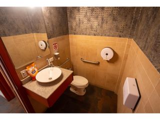 Foto 31 de La Floresta, Casa Comercial en Renta, 125m2 4 Ambientes.