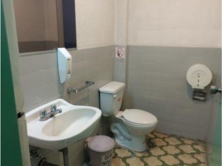 Foto 29 de Chiriyacu, Oficina en Renta, 382m2, 23 Ambientes, 8 Baños.
