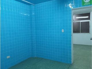 Foto 28 de Chiriyacu, Oficina en Renta, 382m2, 23 Ambientes, 8 Baños.