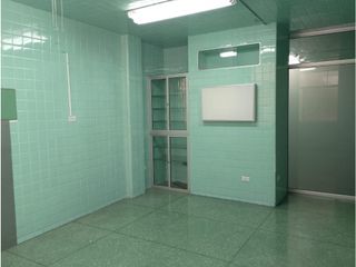 Foto 3 de Chiriyacu, Oficina en Renta, 370m2, 21 Ambientes, 8 Baños.