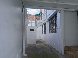 Foto 24 de Belisario, Casa Comercial  en  Renta, 280m2, 12 Ambientes, 4 Baños.