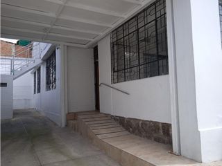 Foto 25 de Belisario, Casa Comercial  en  Renta, 280m2, 12 Ambientes, 4 Baños.