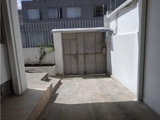 Foto 10 de Belisario, Casa Comercial  en  Renta, 280m2, 12 Ambientes, 4 Baños.