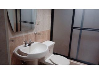 Jipijapa, Oficina en  Renta, 125m2, 7 Ambientes, 2 Baños.