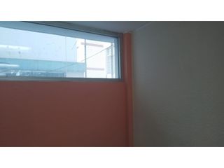 Jipijapa, Oficina en  Renta, 125m2, 7 Ambientes, 2 Baños.