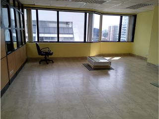 Foto 12 de Iñaquito, Oficina en  Renta, 61m2, 4 Ambientes, 1 Baño, 1 Parqueadero.