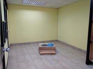 Foto 3 de Iñaquito, Oficina en  Renta, 61m2, 4 Ambientes, 1 Baño, 1 Parqueadero.