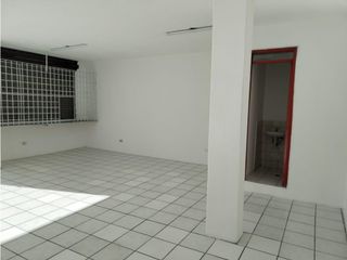 Foto 15 de Santa Lucia, Local Comercial en  Renta, 50m2, 1 Ambiente, 1 Baño.