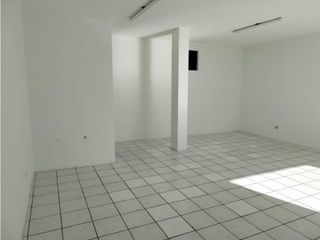 Foto 1 de Santa Lucia, Local Comercial en  Renta, 50m2, 1 Ambiente, 1 Baño.