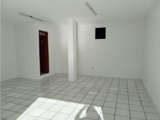 Foto 5 de Santa Lucia, Local Comercial en  Renta, 50m2, 1 Ambiente, 1 Baño.