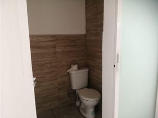 La Colón, Oficina en  Renta, 80m2, 1 Ambientes, 1 Baño.