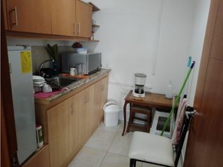 Foto 28 de La Orellana, Oficina en  Renta, 244m2, 9 Ambientes, 8 Baños.
