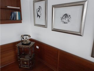 Foto 10 de La Orellana, Oficina en  Renta, 244m2, 9 Ambientes, 8 Baños.