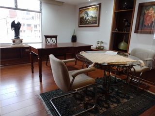 Foto 14 de La Orellana, Oficina en  Renta, 244m2, 9 Ambientes, 8 Baños.