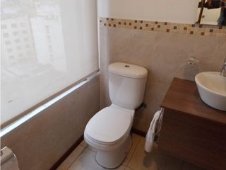 Foto 24 de La Orellana, Oficina en  Renta, 244m2, 9 Ambientes, 8 Baños.