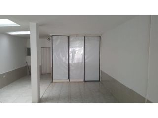 Foto 9 de La Prensa, Local Comercial en  Renta, 100m2, 1 Ambiente.