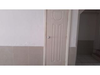 Foto 4 de La Prensa, Local Comercial en  Renta, 100m2, 1 Ambiente.
