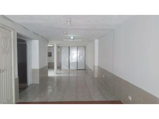 Foto 1 de La Prensa, Local Comercial en  Renta, 100m2, 1 Ambiente.