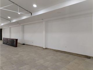 Foto 3 de La Alameda, Local Comercial en  Renta, 300m2, 2 Ambiente , 5 Baños.