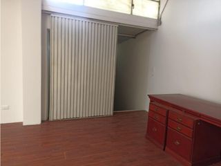 El Eden, Bodega en  Renta, 170m2, 2 Ambientes , 1 Baño, 1 Parqueadero.