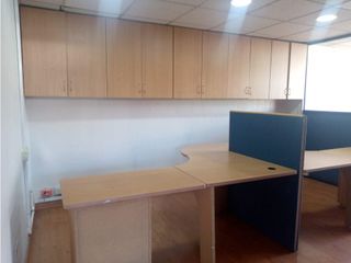Foto 22 de La Mariscal, Oficina en  Renta, 100m2, 4 Ambiente, 3 Divisiones, 1 Baño.