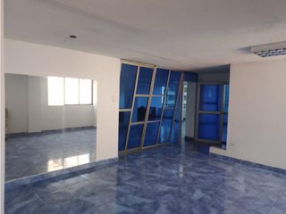 Foto 1 de La Carolina, Oficina en  Renta, 120m2, 2 Ambientes, 2 Baños.