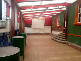 Foto 4 de La Mariscal, Casa Comercial en Renta, 526.95m2, 2 Ambientes