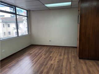 La Mariscal, Oficina en  Renta, 40m2, 2 Ambientes, 1 Baño.