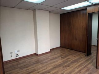 La Mariscal, Oficina en  Renta, 40m2, 2 Ambientes, 1 Baño.