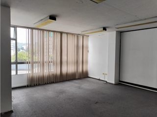 Foto 7 de La Mariscal, Oficina en  Renta, 150m2, 2 Ambiente, 2 Baños.
