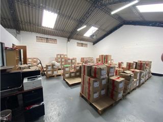 Foto 7 de Sangolqui, Bodega en  Renta, 230m2, 2 Ambiente , 2 Parqueaderos.