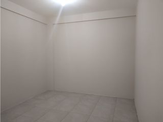 Carcelén, Oficina en Renta, 150m2, 5 Ambiente, 2 Parqueadero.