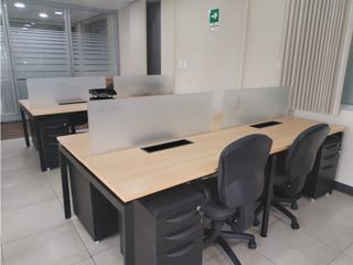 Carcelén, Oficina en Renta, 150m2, 5 Ambiente, 2 Parqueadero.