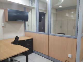 Foto 9 de Carcelén, Oficina en Renta, 135m2, 5 Ambiente, 2 Parqueadero.