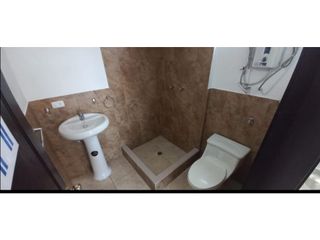 Foto 8 de Quito Tenis, Oficina en Renta, 130m2, 3 Ambientes