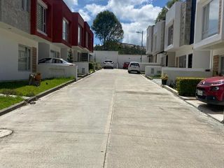 Foto 1 de HERMOSA CASA ENVENTA EN URBANIZACION, SECTOR RICAURTE