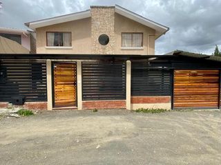 Foto 2 de HERMOSA CASA EN VENTA, SECTOR RICAURTE