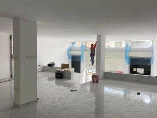 Foto 6 de LOCAL COMERCIAL REMODELADO EN RENTA, SECTOR CHOLA CUENCANA