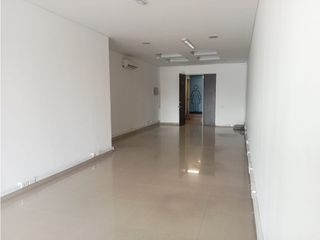 Foto 1 de SE ARRIENDA  OFICINA ISERRA 100 SECTOR CASTELLANA