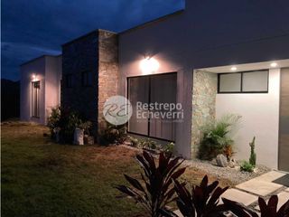 Casa en conjunto en arriendo, El Rosario, Manizales.