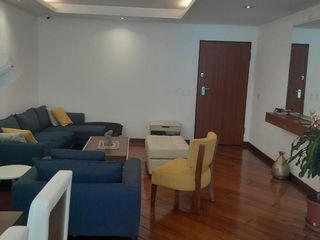 Venta dpto 2 dorm. Balcón-piso alto-generador. CC El Bosque- Colegio Los Pinos