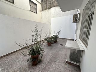 Muñiz al 200 Departamento de 3 ambientes amoblado con patio interno en Alquiler en Almagro
