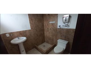 Foto 12 de Quito Tenis, Oficina en Renta, 400m2, 2 Ambientes