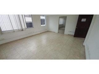 Foto 1 de Quito Tenis, Oficina en Renta, 400m2, 2 Ambientes
