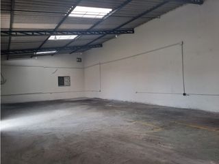 Carcelén, Bodega con Oficina, 195m2, 2 Ambiente